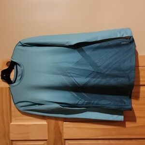 Reebok Long sleeve thermal shirt Large